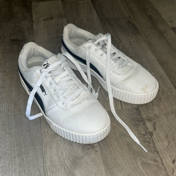 Puma Sneakers - Picture 1 of 6